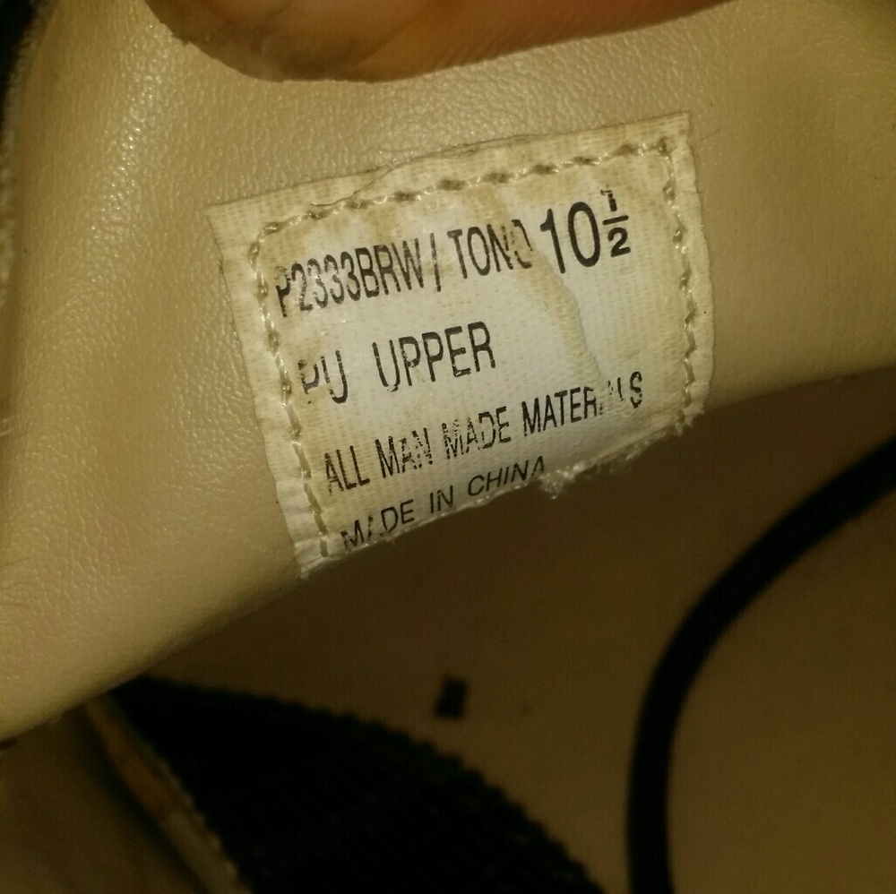 Shoes - Picture 4 of 4